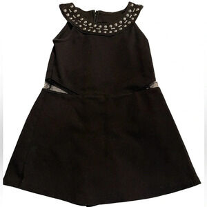 3/$20 Children’s place size 5 girls black skort jumpsuit EUC